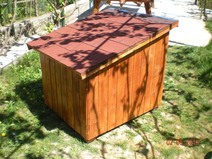 DSCN5996 - 1 Custi cotete lemn --- REALIZATE