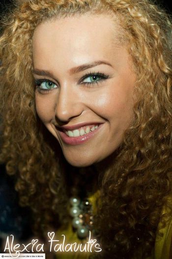 230903_349558898488113_1670570694_n