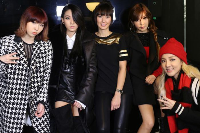 2ne1-fusetv-interview-slide