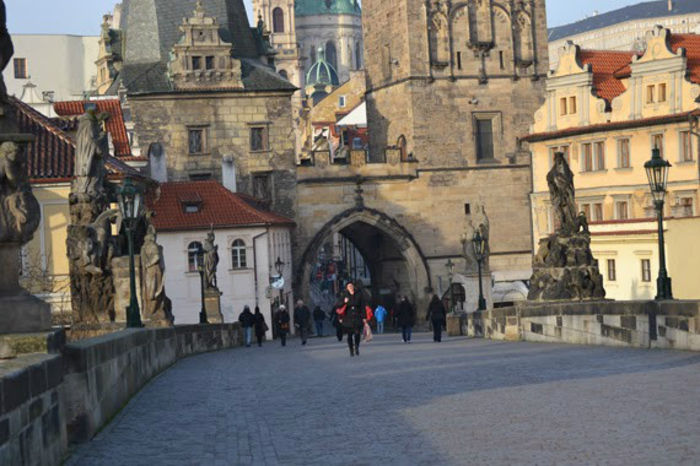  - Y-CALATORIND PRIN EUROPA