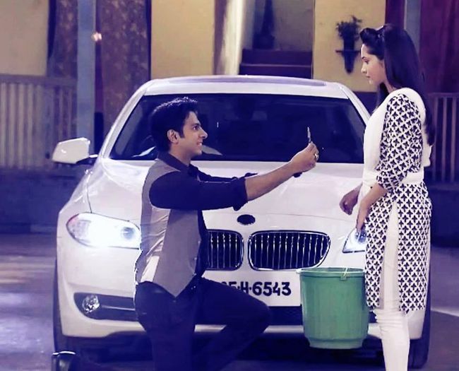 1538622_660747697320879_206535638_n - pavitra rishta