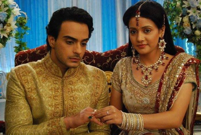 1533946_659998780729104_1109848428_n