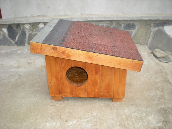 DSCN7316 - 1 Custi cotete lemn --- REALIZATE