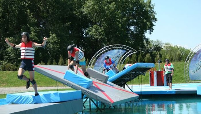 291913_152939184793463_963063454_n