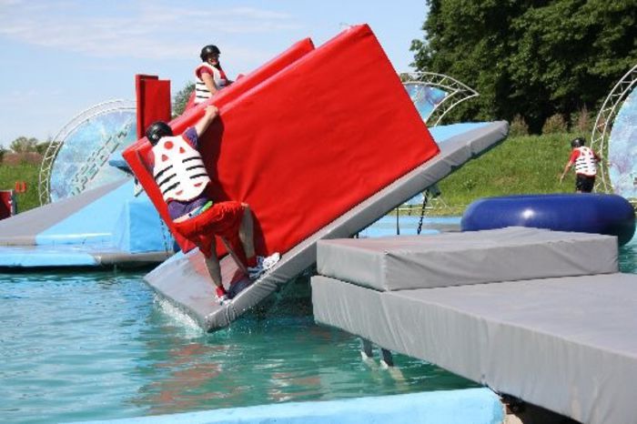 305345_152939258126789_1175498668_n - Total Wipeout
