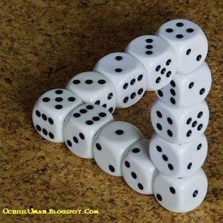 diceopticalillusion