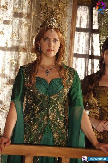 1496684_242060075967904_199000448_n