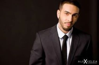 1501790_206788802846086_1157738441_n - Alex Velea