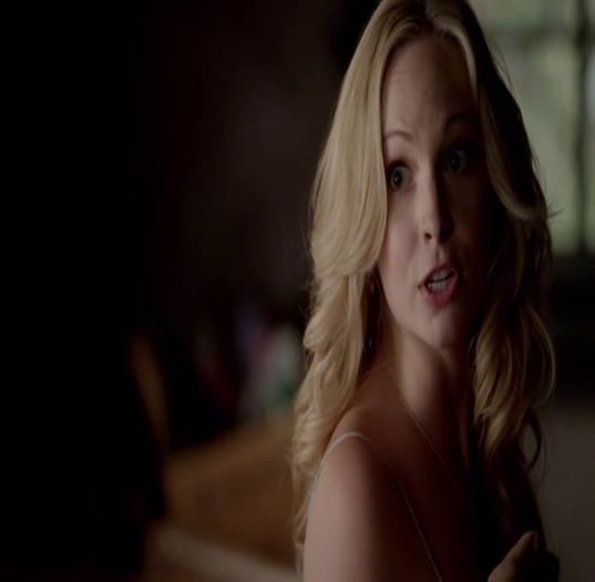 ┊мяs.sнεℓℓεү» mda, ce să înţelegi tu ;<< *îşi dă ochii peste cap* - Episode - 09