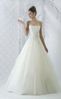 1273691094_93080705_1-Rochii-de-mireasa-Salon-Iulia-P-ta-25-Octombrie-nr-5-1273691094 - Rochii de mireasa