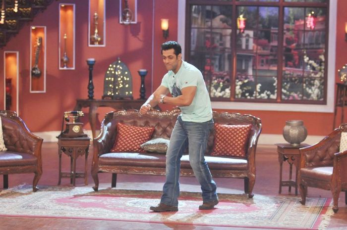 B8 - SALMAN KHAN COMEDY NIGHTS WITH KAPIL