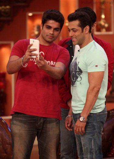 B14 - SALMAN KHAN COMEDY NIGHTS WITH KAPIL