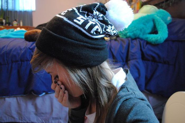 　　　　　　@ARII ↘ is my friend ↙ - one day you are important next day you are worthless