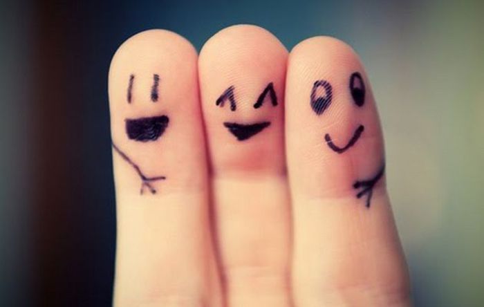 friends-fingers - Friends