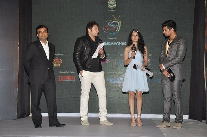 1526366_273928232758683_409946628_n - Sukirti Kandpal