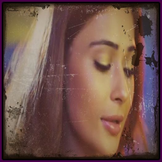 11 - sara khan25