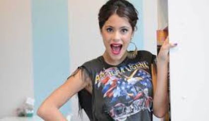 images (16) - Martina Stoessel