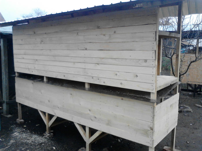 Custi in constructie - c  A treia serie de custi