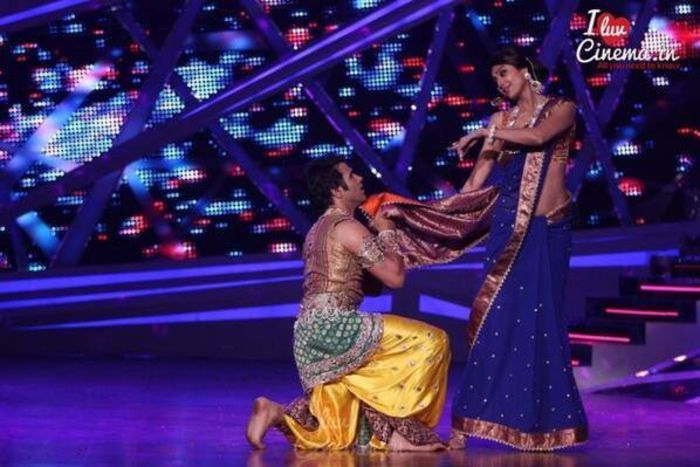 1487342_242692572572743_182325413_n - ASHA NEGI SI RITHVIK_POZE SUPERBE