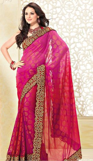 190 - ALEGE-TI-VA 4-5 POZE LIBERE CU SAREE-UL ELEGANT INDIAN CARE VA PLACE