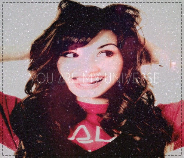 enmiMUNDOxd - Este o actrita excelenta care stie cum sa ne faca sa radem. - lots of reasons - why we love DEMI