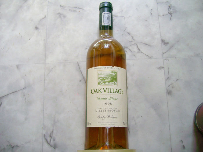 IMG_1010; un  alt   chenin  blanc  , tot  de  stellenbosch  , un  an  mai  batran
