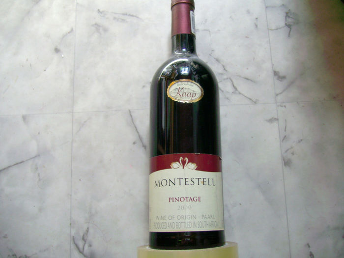 IMG_1021; pinotage  , montesteel , s. africa
