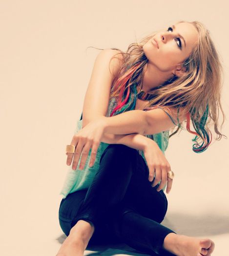 680482-tumblr_m9xplcdd641rq5ivmo1_1280 - Bridgit Mendler