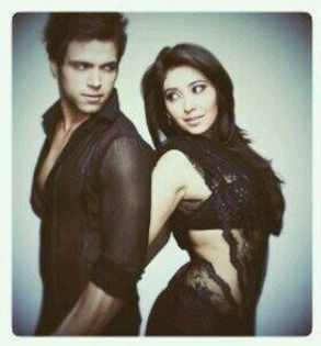 1480596_428462353948302_2055152675_n