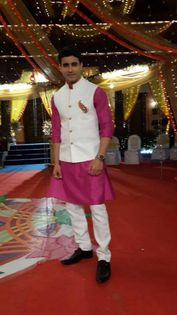 1510750_241985632640877_1431546149_n