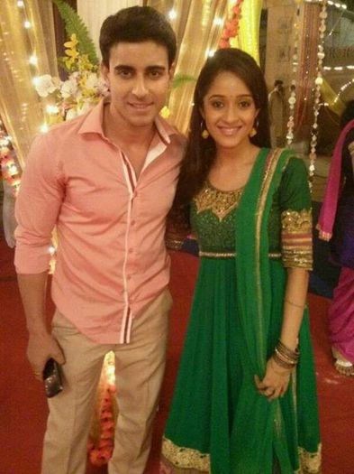 1782066_241985709307536_922790167_n