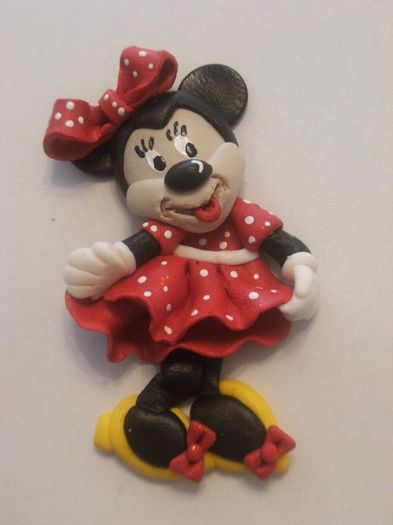 Brosa Minnie 003