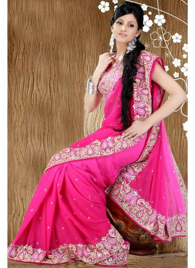 Latest-Saree-Designs-Wedding-Part-Wear-Sarees-003-www.Fashionhuntworld.Blogspot.com_