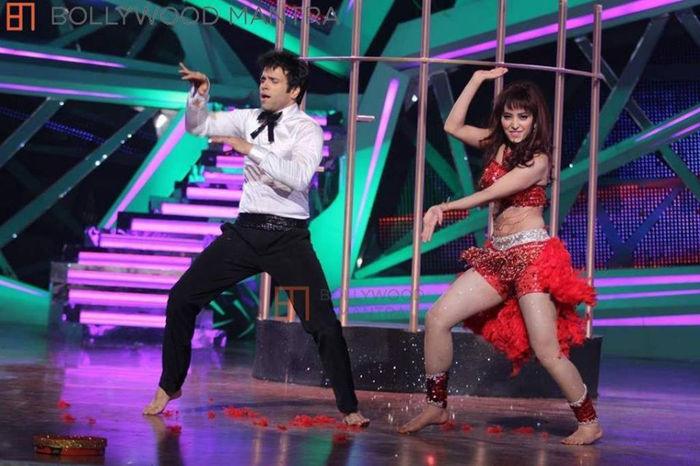 1497515_361377267333448_1889842219_n - 2-Asha Negi si Rithvik Dahajan