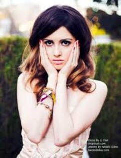 Lui Ally nu-i venea sa crada cand o vazu pe Miley spanzurata.Era deja moarta.Citi scrisoarea pe care