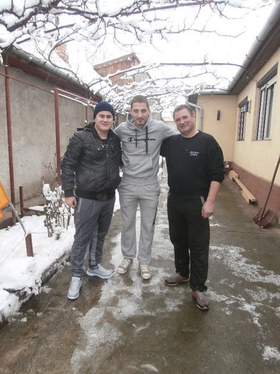 Eu- Gicu Grozav- Tata