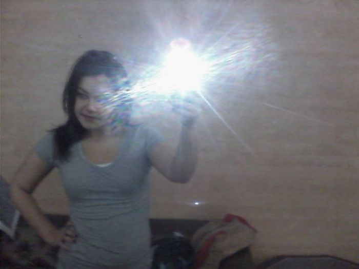 1530385_710614178971481_406356325_n