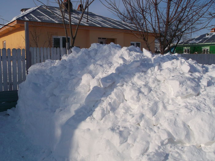 740 - Iarna pe ulita Feb-Dec  2014