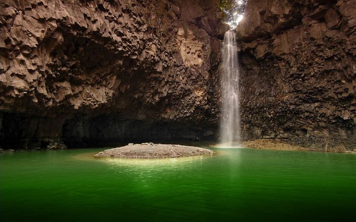 1412349_734780349869668_914541703_o - Natura si minunatii creiate de om in mijlocul ei