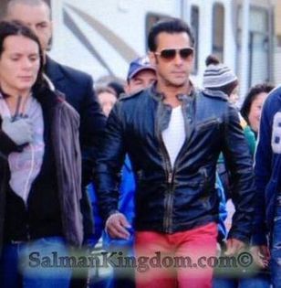 IN5 - SALMAN KHAN IN ROMANIA