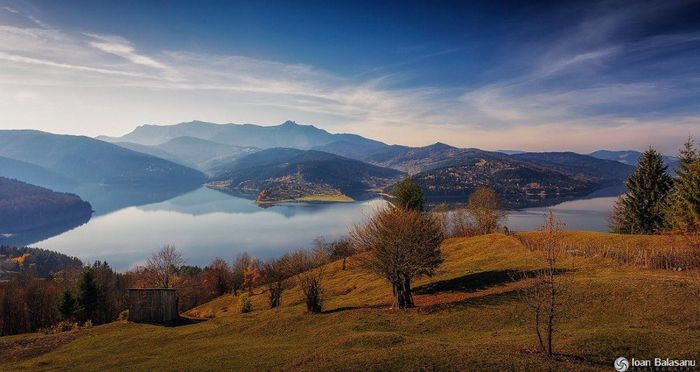 741299_427439300714849_1994249010_o - Natura si atat