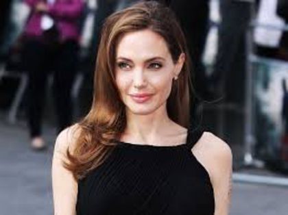 download (1) - Angelina Jolie