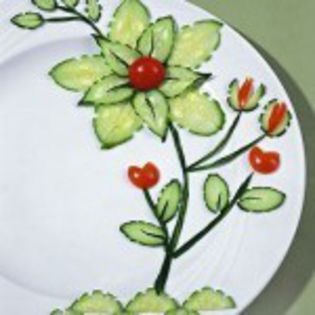 530-150x150 - Idei de aranjare a platourilor pentru mese festive