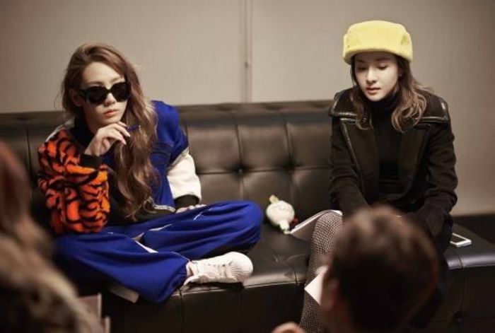 2ne1 starcast - 2NE1 11