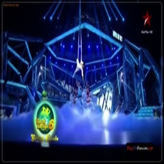 00_01_00 - Rithvik Dhanjani and Asha Negi performance at Nach Baliye Grand Finale 1st February 2014