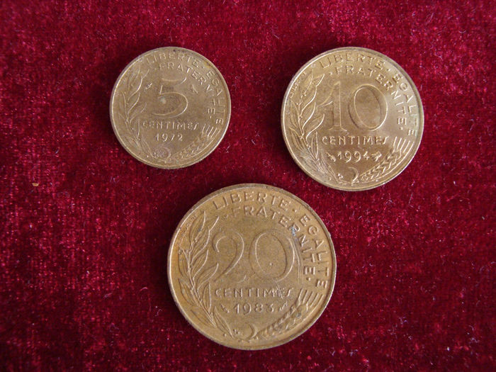 Set monede Franta - 2 lei; 5 centimes 1972 XF/KM#933, 10 centimes 1994 XF/KM#929 si 20 centimes 1983 VF/KM#930

