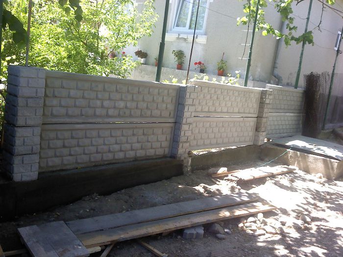 Montaj - Gard prefabricat din beton