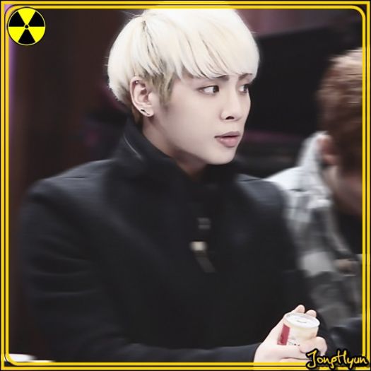 - Tu n-ai iubita,dupa cate stiu eu. :)) #Luhan. Heya! :) - ix __ Episodul 048 __ xi