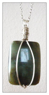 Lantisor cu pandantiv din sarma argintata si piatra semipretioasa - 25 lei - Bijuterii argint si pietre semipretioase- de vanzare