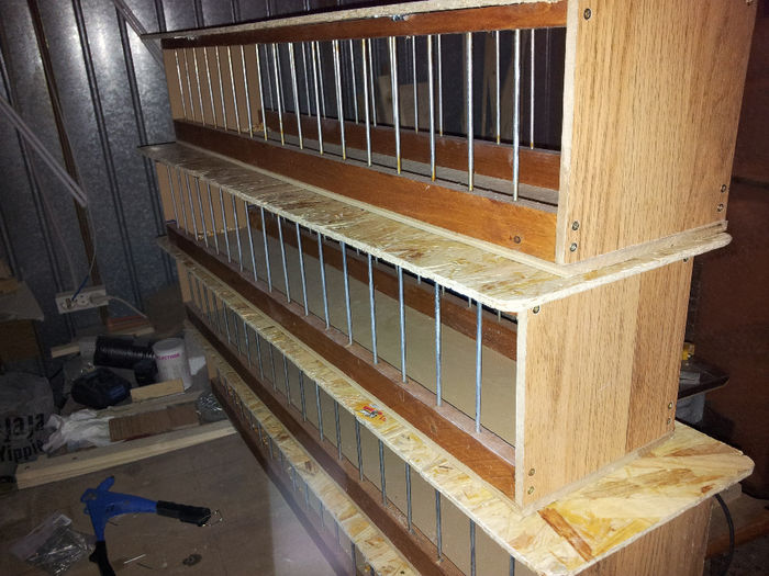 Hranitori 2014; Productie proprie
